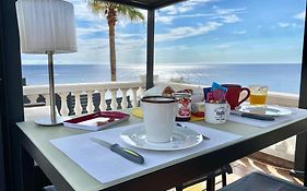 Studio Et Son Rooftop Panoramique, Antheor, Saint Raphael, Plage A Pieds